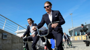 Alfredsson Says Karlsson Wants to Stay